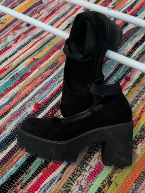 Black Chunky Platform Mary Jane Heels - Women